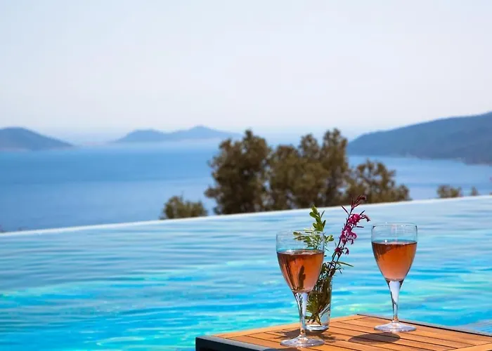 Kalamar 5 Bedroom Seaview With Private Pool 卡尔坎